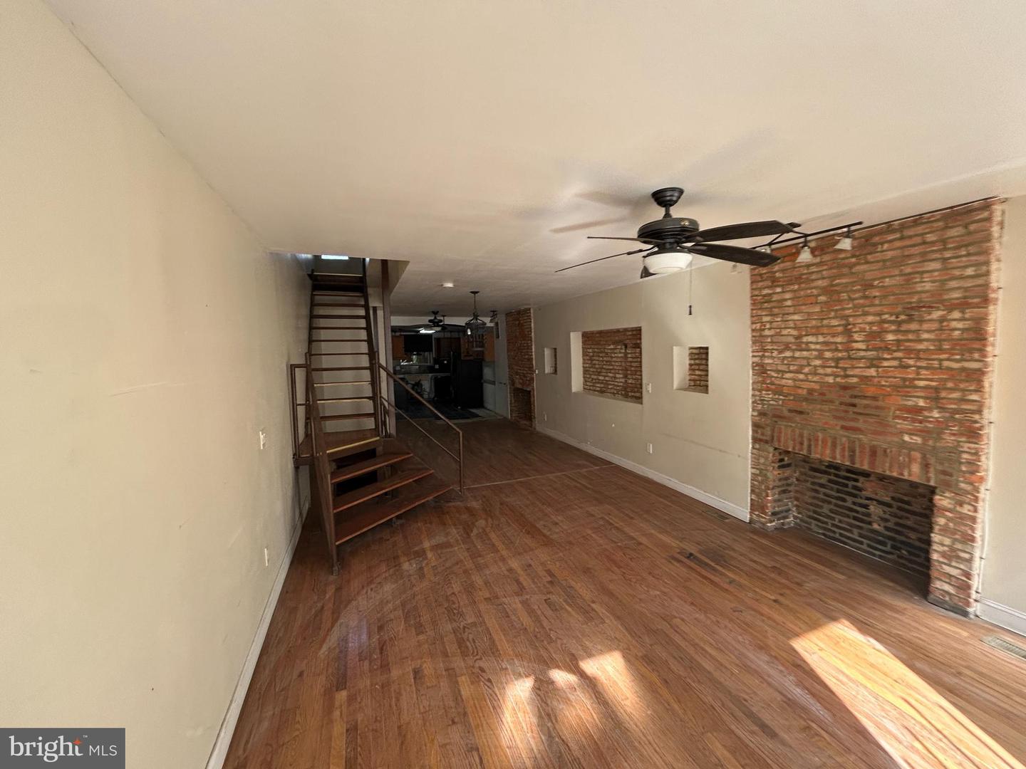 318 N Gilmor St Property Photo 9