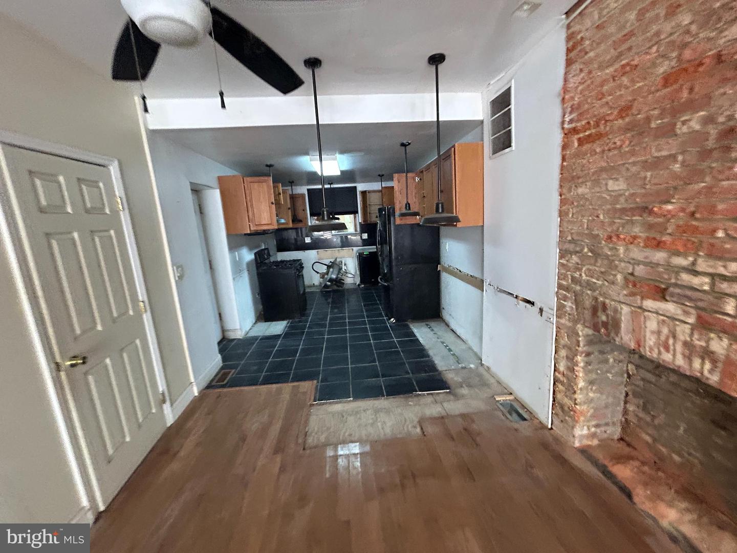 318 N Gilmor St Property Photo 10