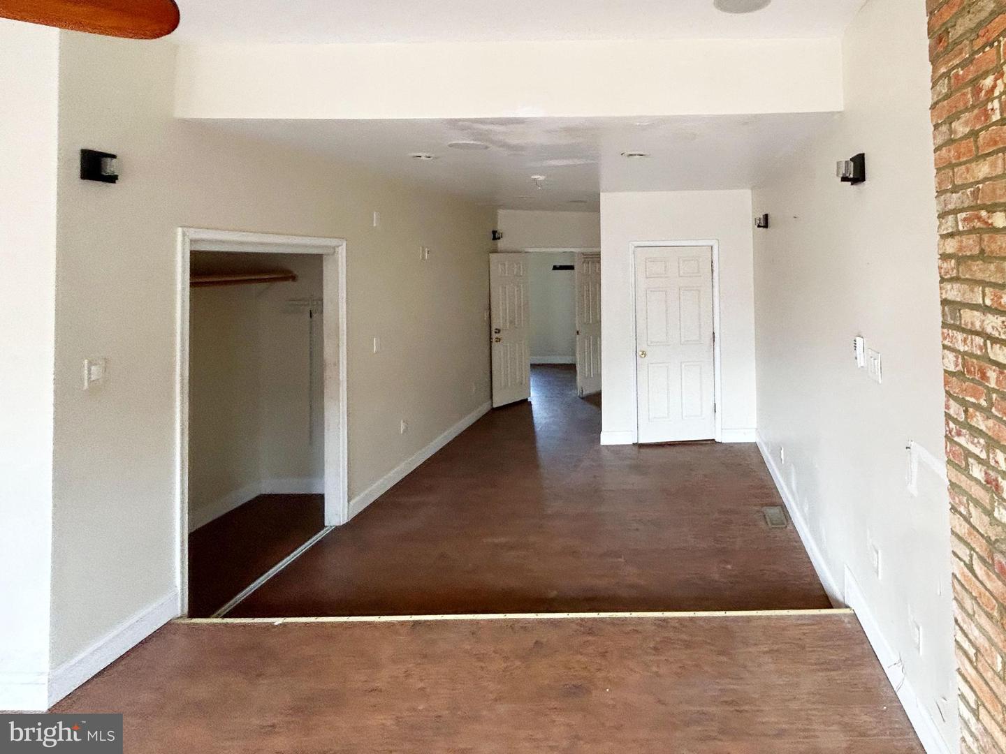 318 N Gilmor St Property Photo 19