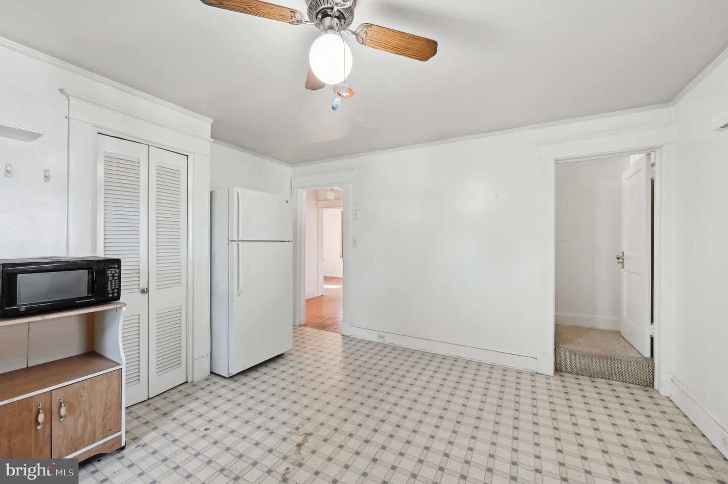 3214 Chesley Ave Property Photo 13