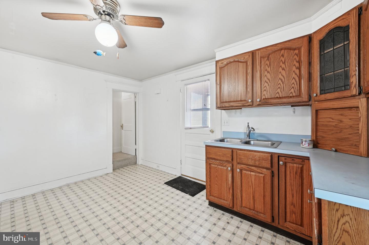 3214 Chesley Ave Property Photo 14