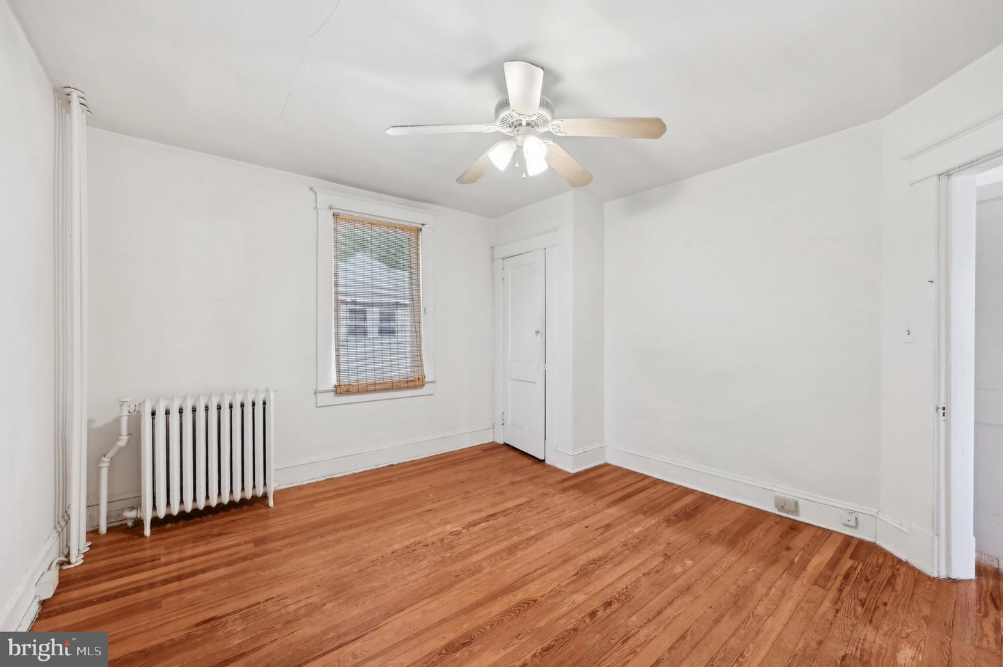 3214 Chesley Ave Property Photo 23