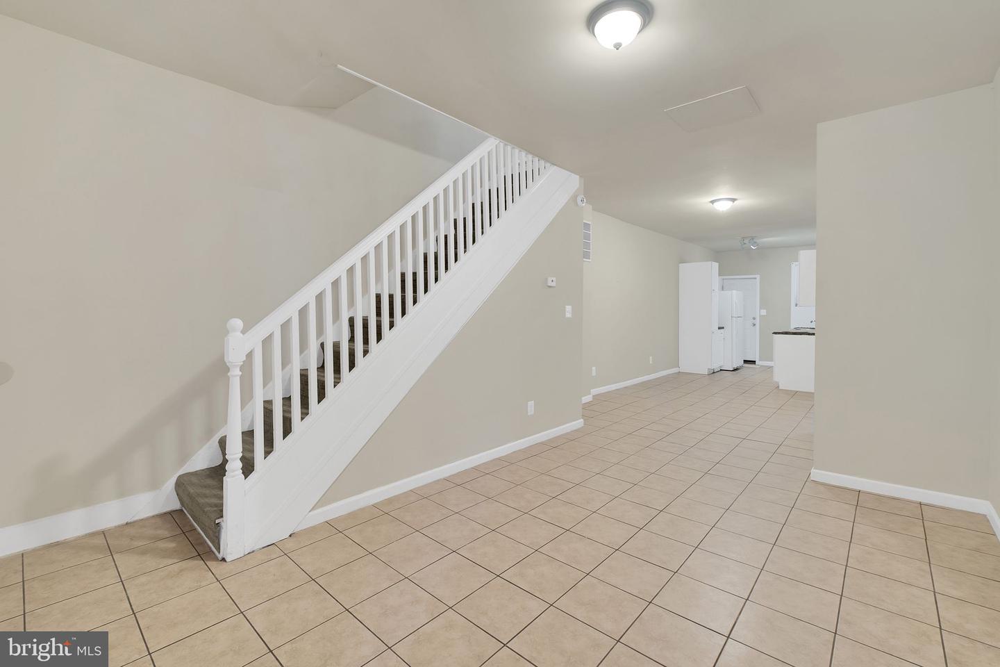 2656 Lehman St Property Photo 3