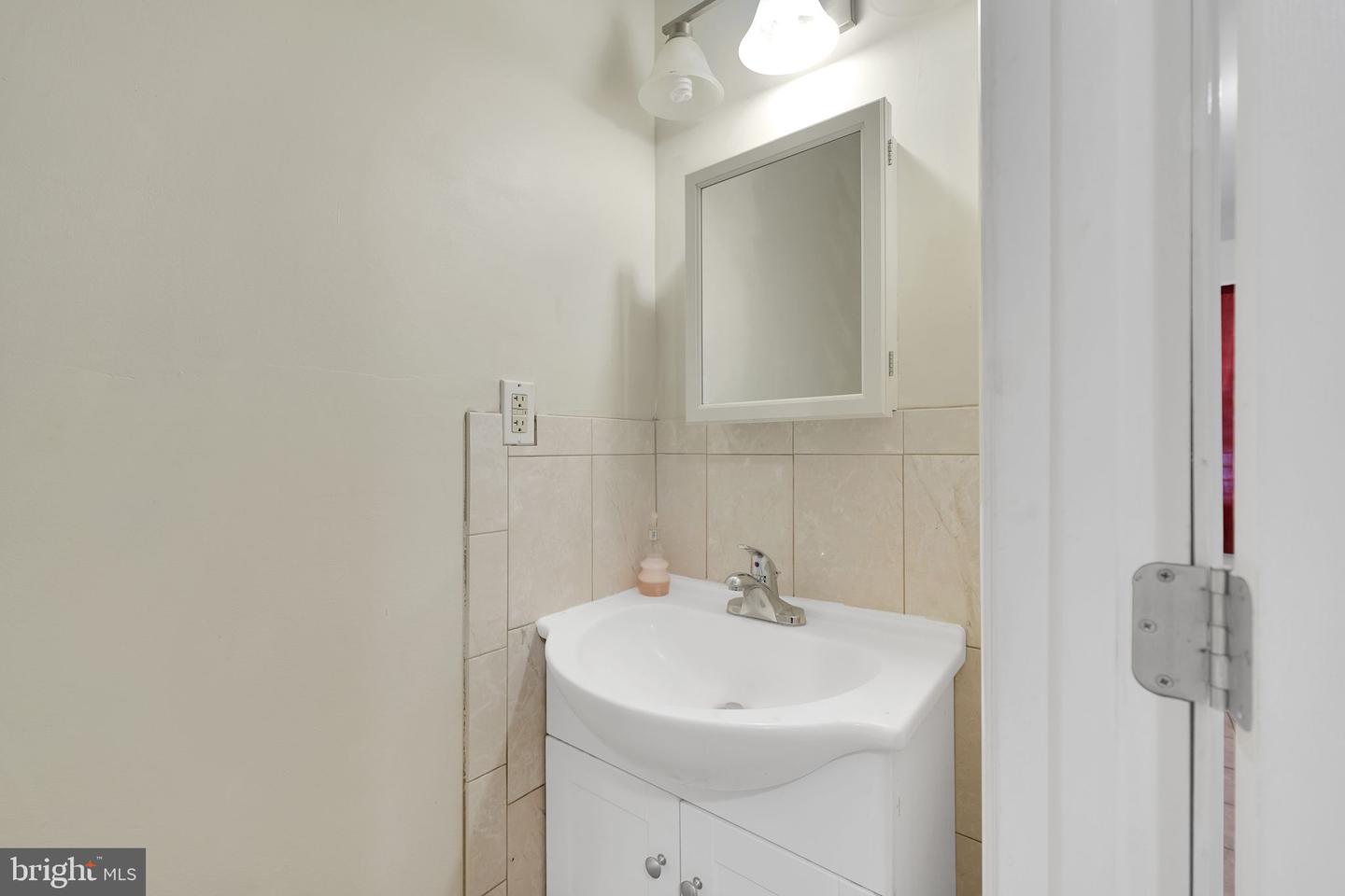 2656 Lehman St Property Photo 8