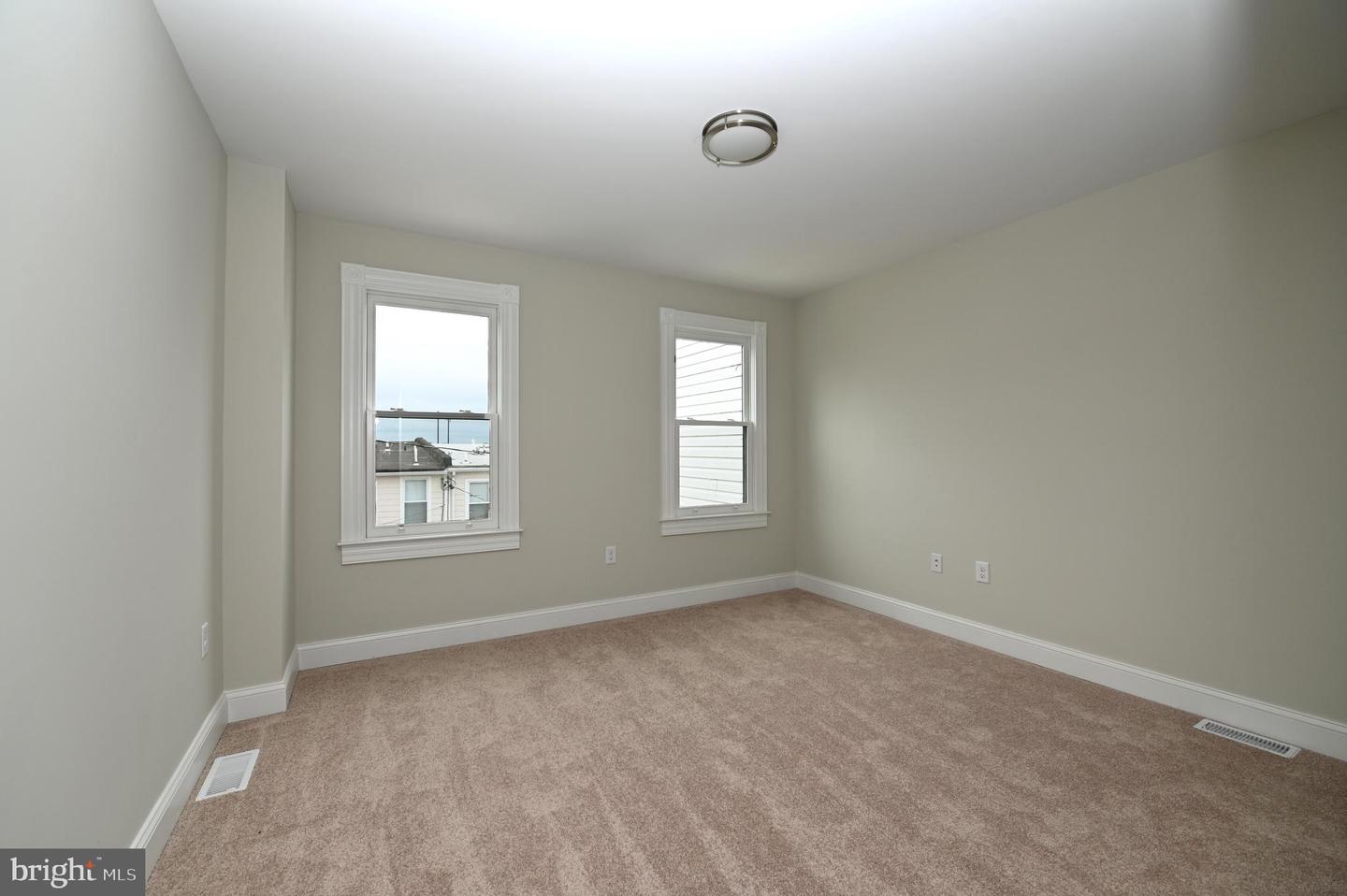 2237 E Biddle St Property Photo 35
