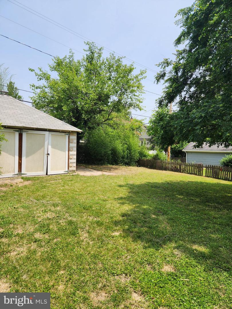 2906 Inglewood Ave Property Photo 11