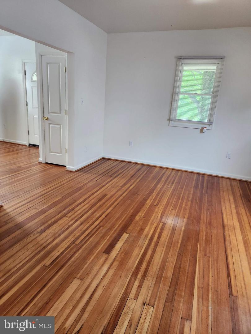 2906 Inglewood Ave Property Photo 15