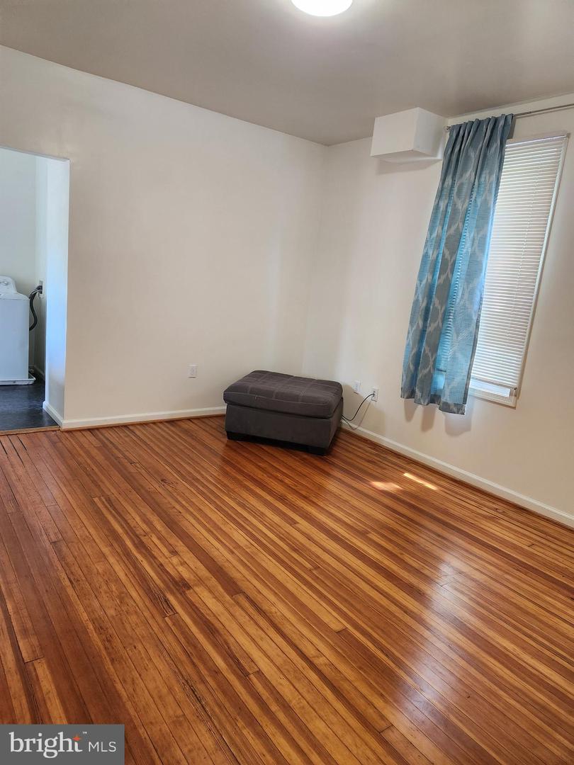 2906 Inglewood Ave Property Photo 29