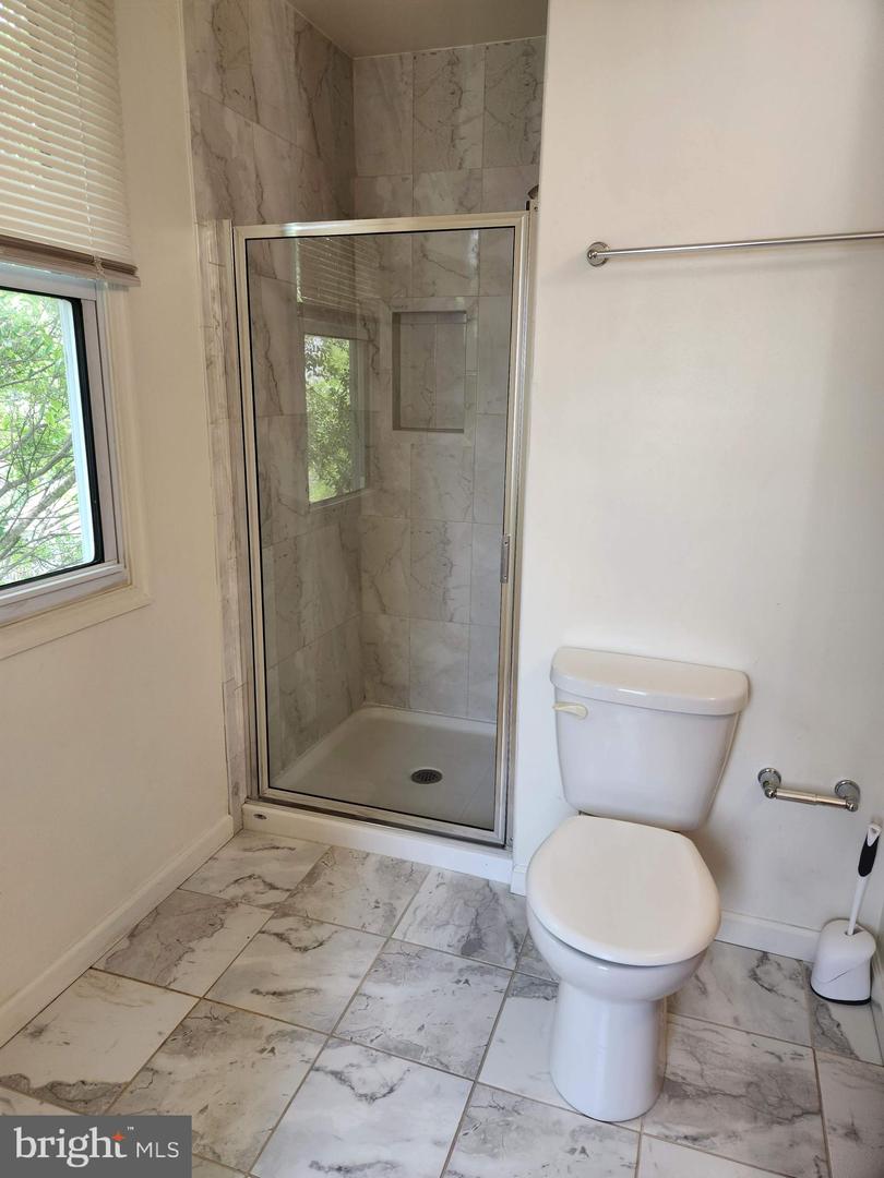 2906 Inglewood Ave Property Photo 38