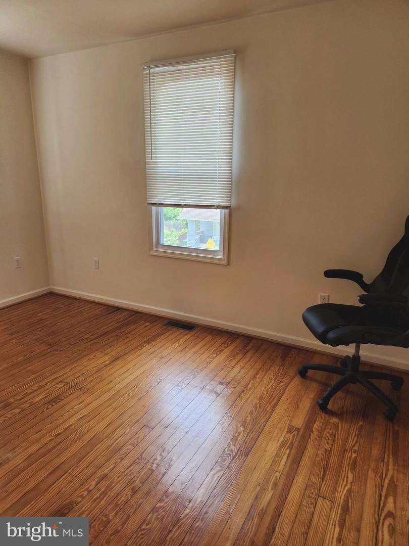 2906 Inglewood Ave Property Photo 39