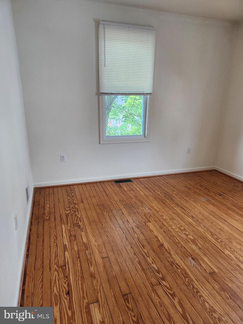 2906 Inglewood Ave Property Photo 42