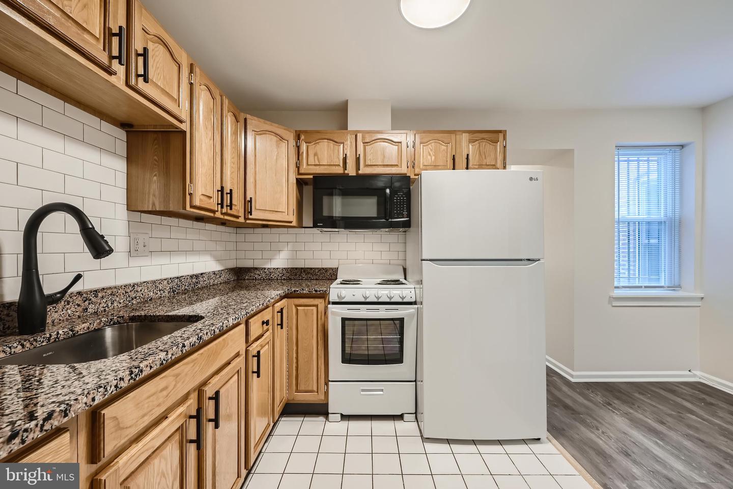 2217 Linden Ave Property Photo 21