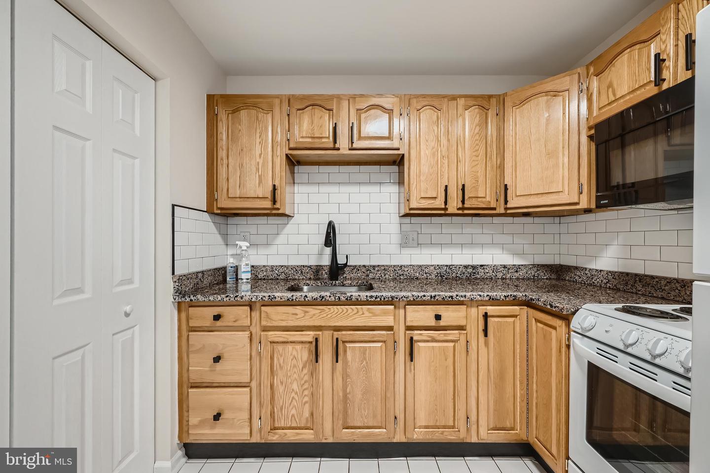 2217 Linden Ave Property Photo 22