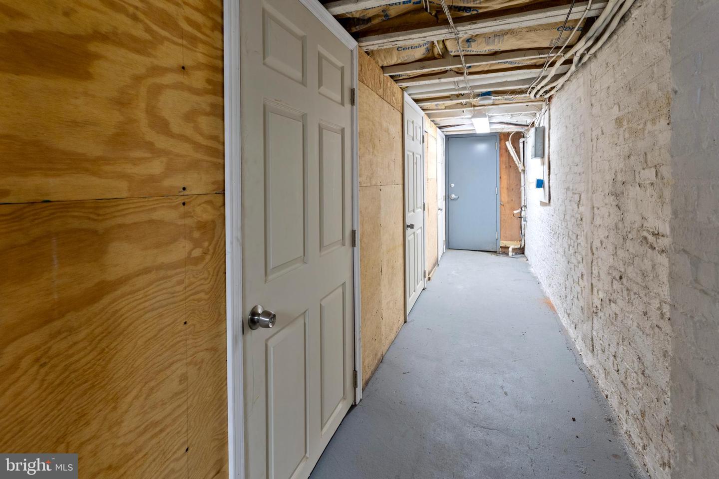 2217 Linden Ave Property Photo 36