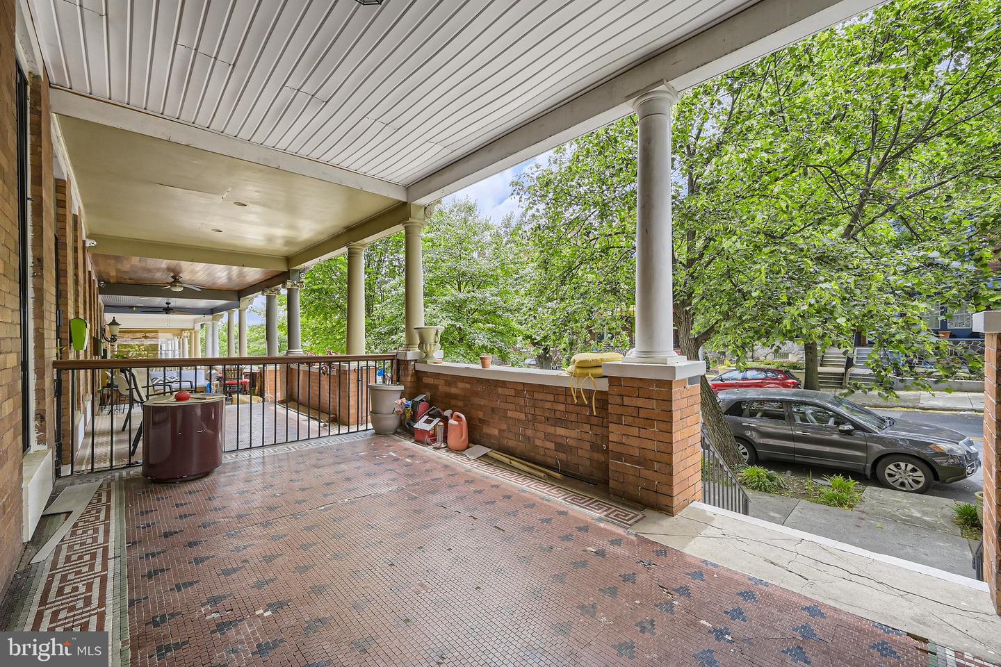 2217 Linden Ave Property Photo 43
