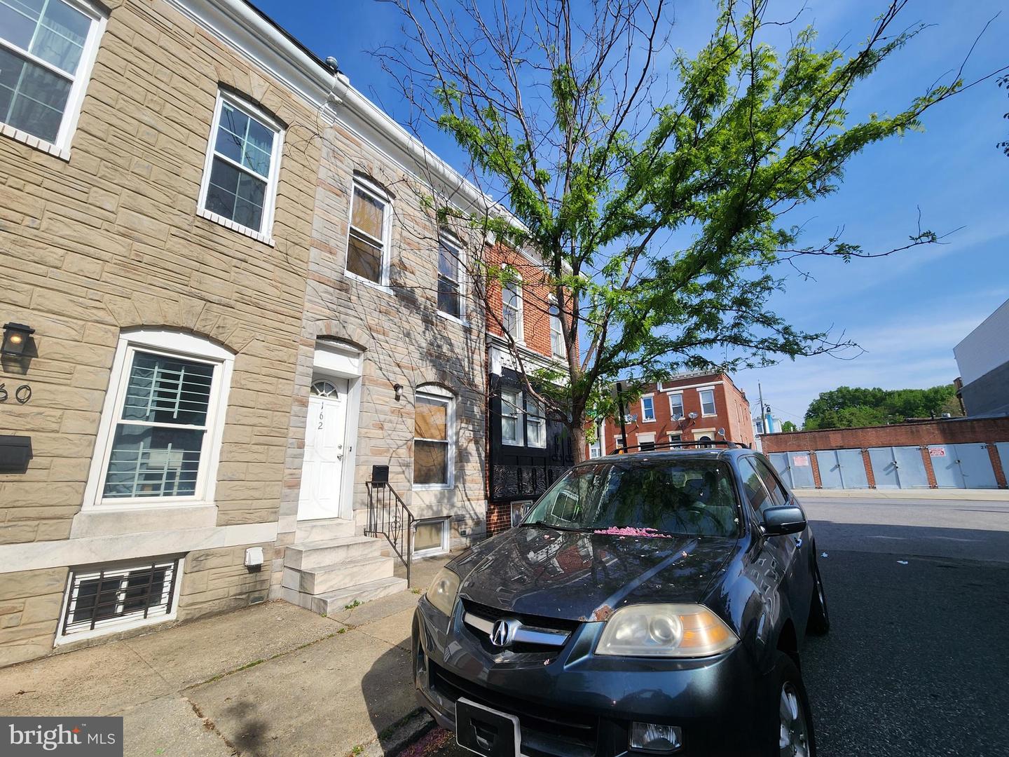 162 N Decker Ave Property Photo 2