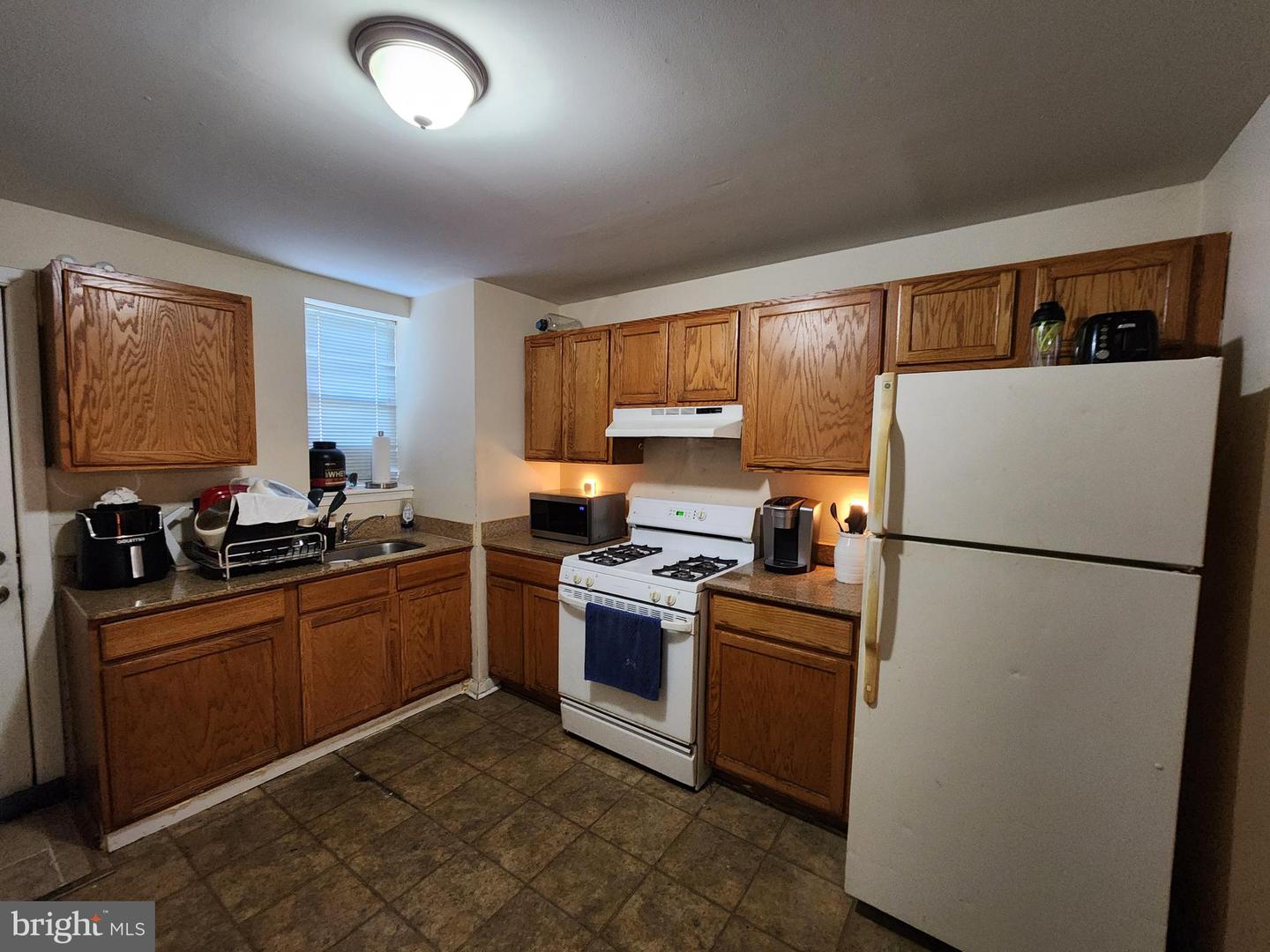 162 N Decker Ave Property Photo 8