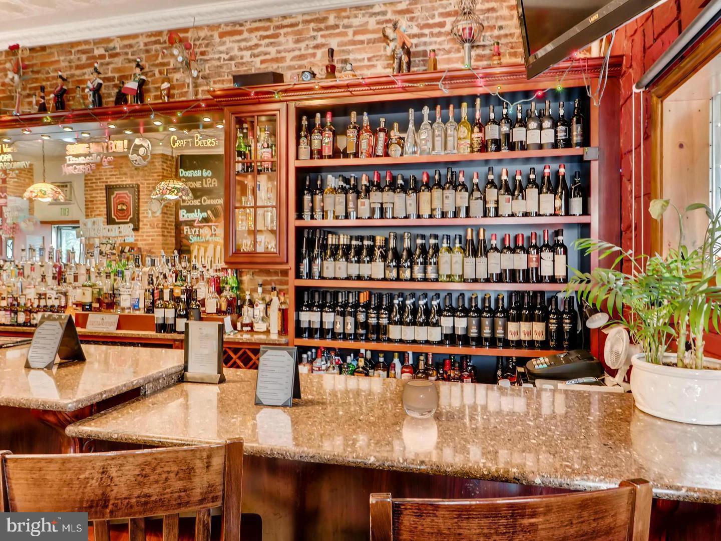 301 S Exeter St Property Photo 5