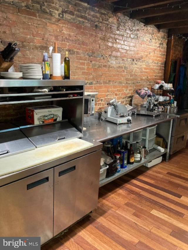 301 S Exeter St Property Photo 9