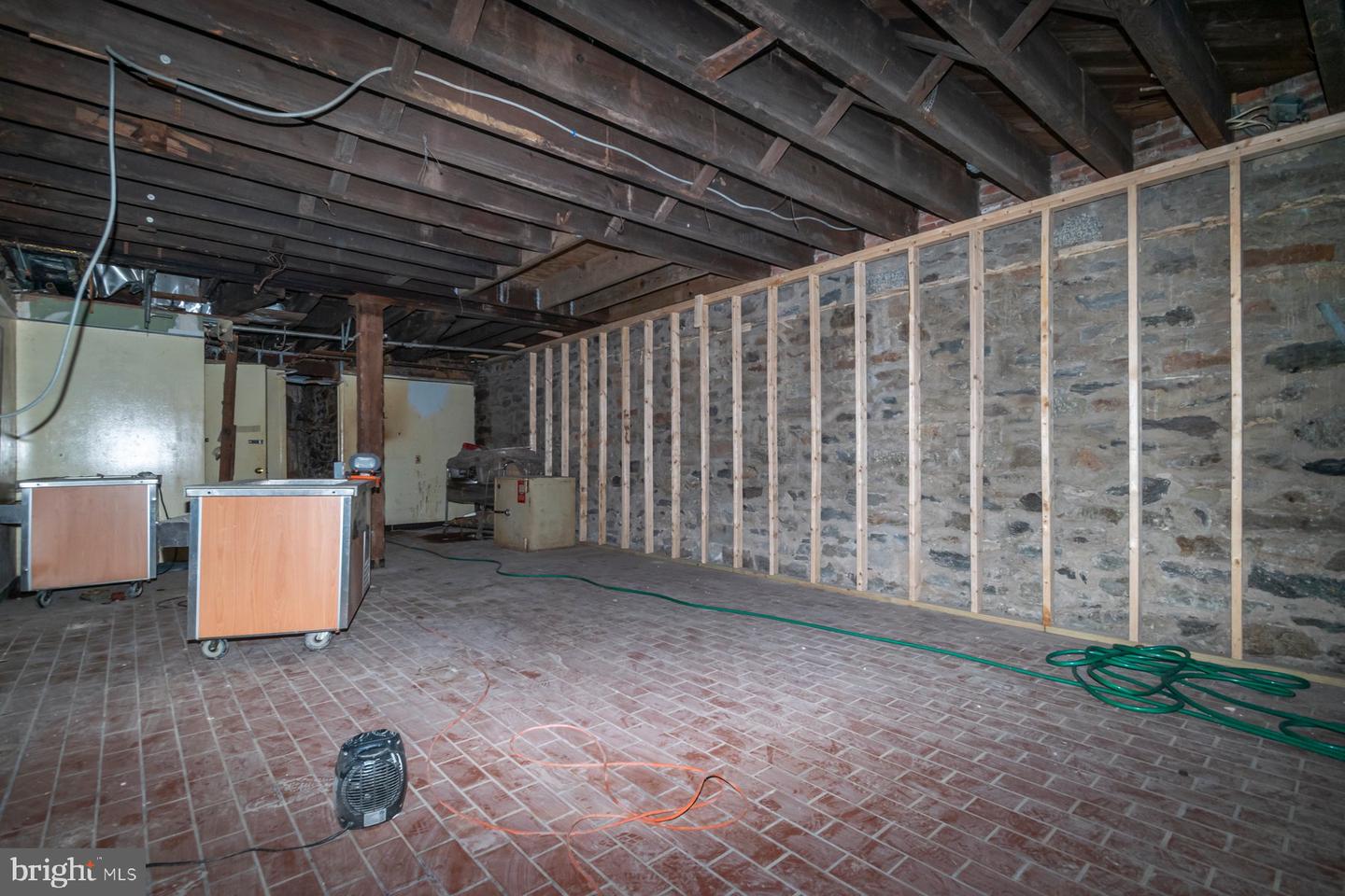 215 E Baltimore St Property Photo 19