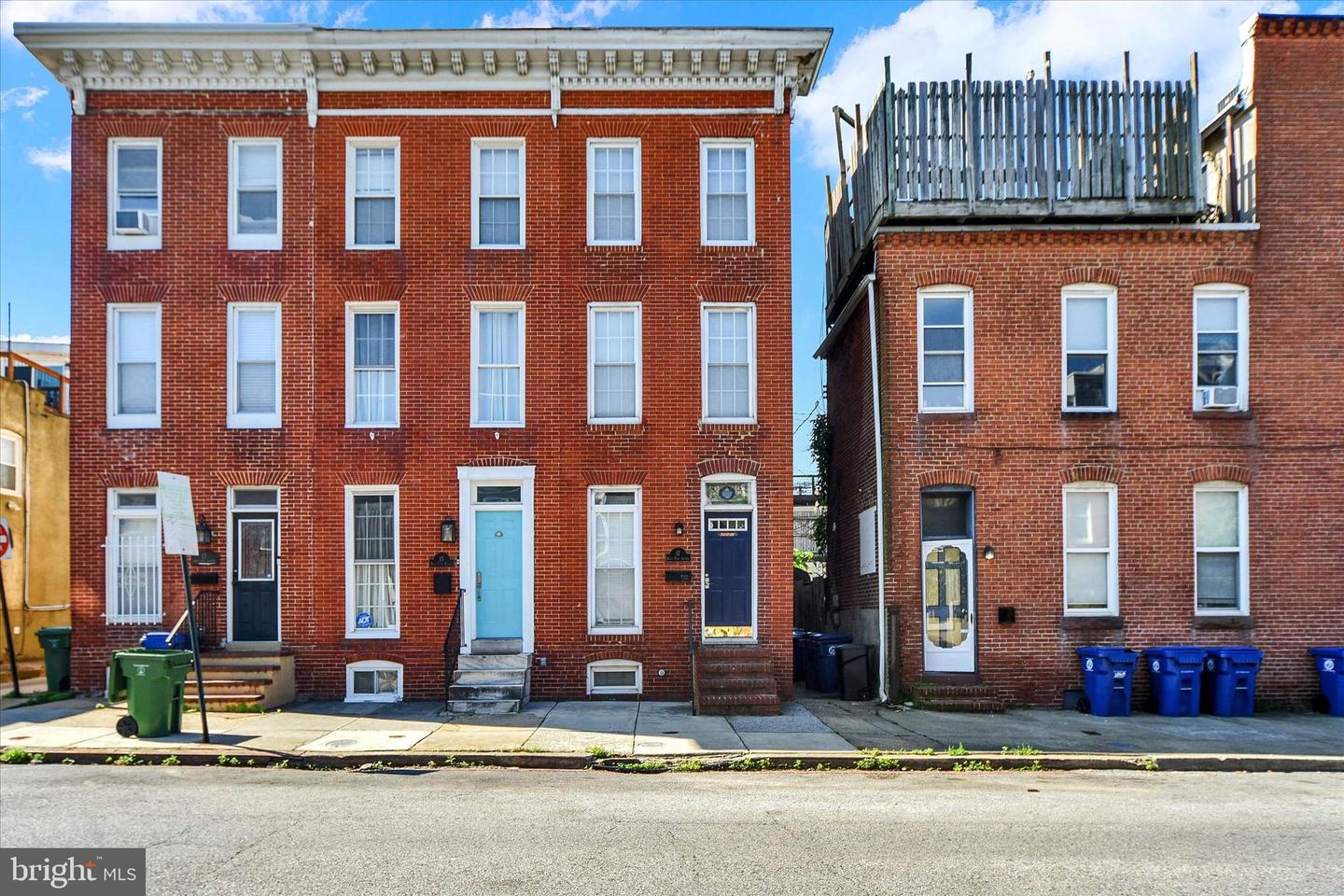 17 W FORT AVE W Property Photo 1