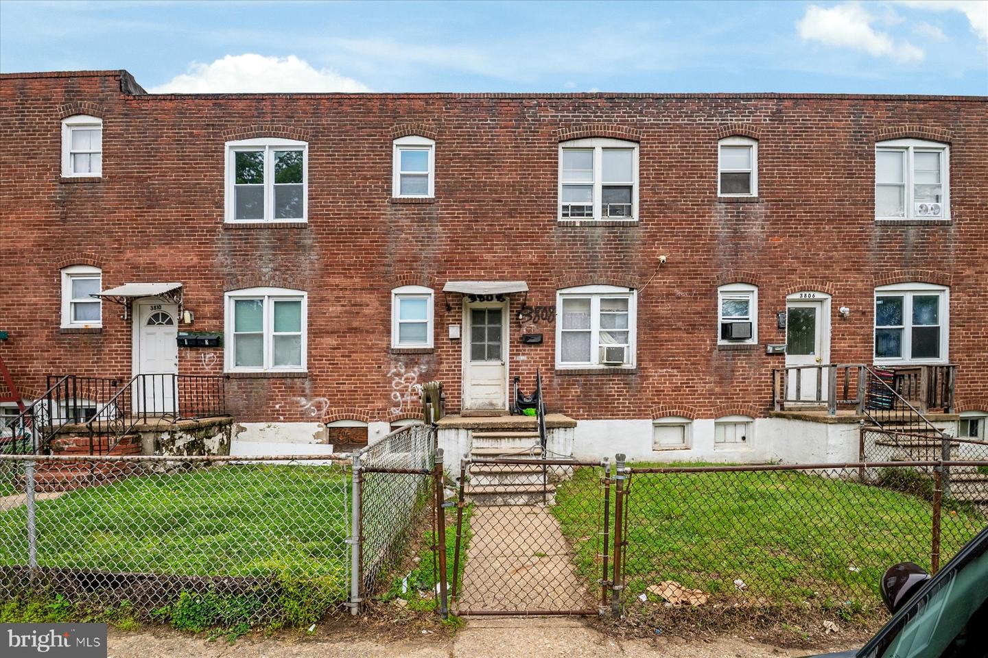 3808 LEADENHALL ST Property Photo 1