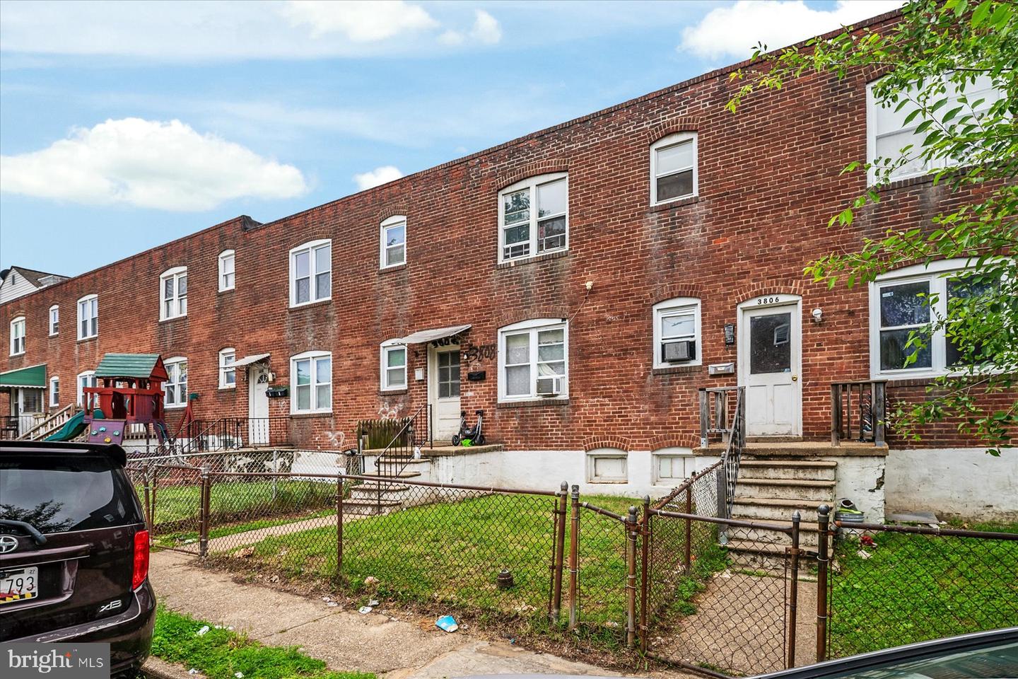 3808 Leadenhall St Property Photo 3