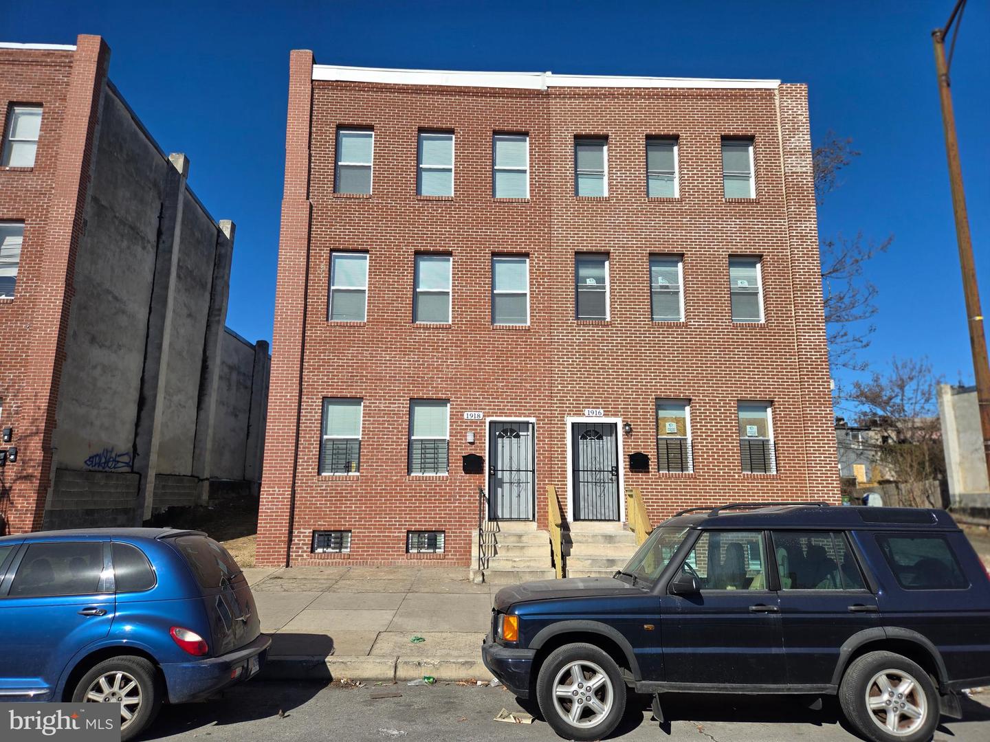 1918 WILKENS AVE Property Photo 1