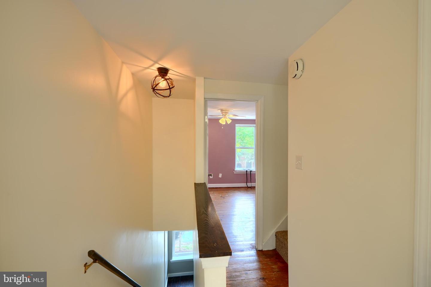 1142 Riverside Ave Property Photo 26
