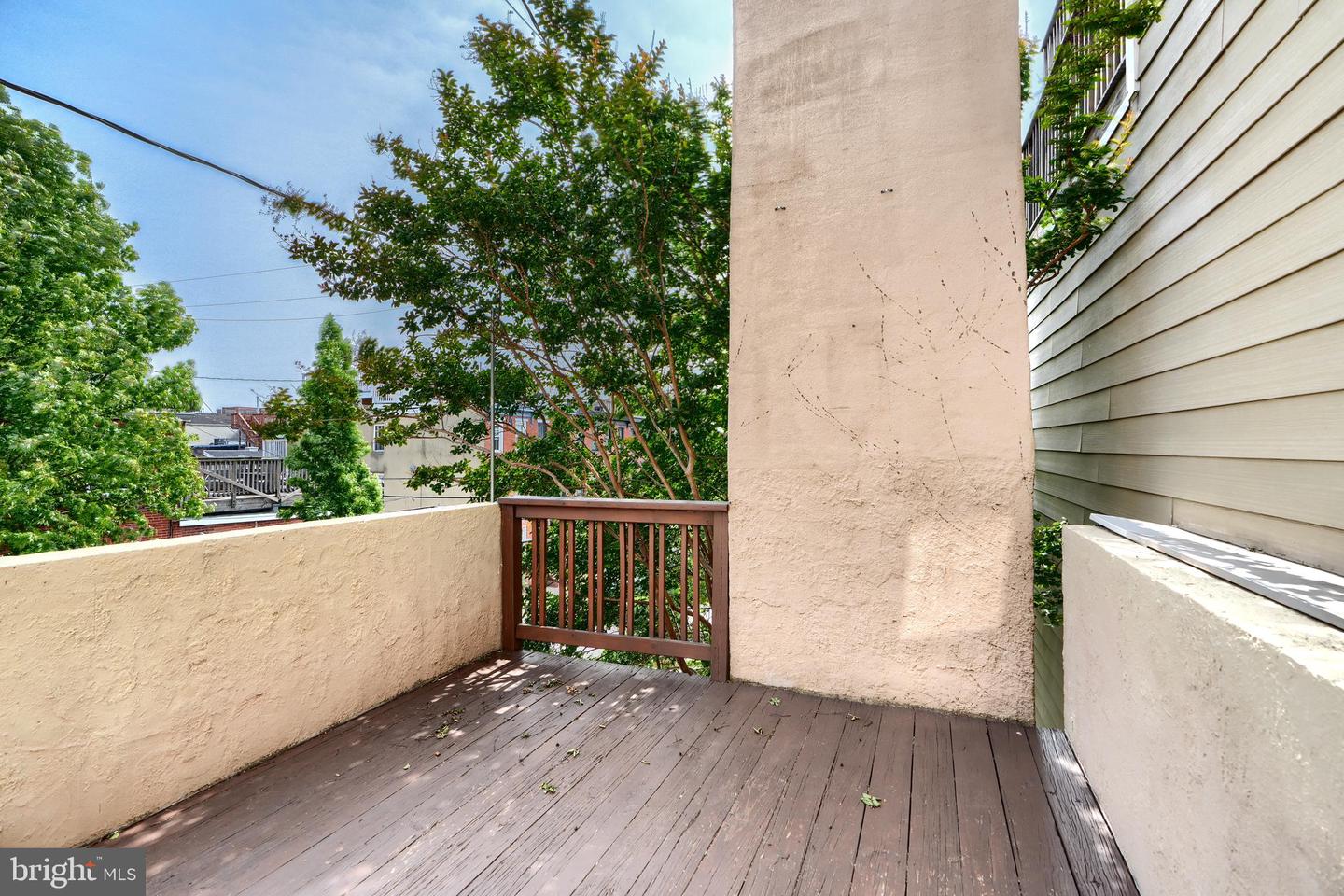 1142 Riverside Ave Property Photo 32