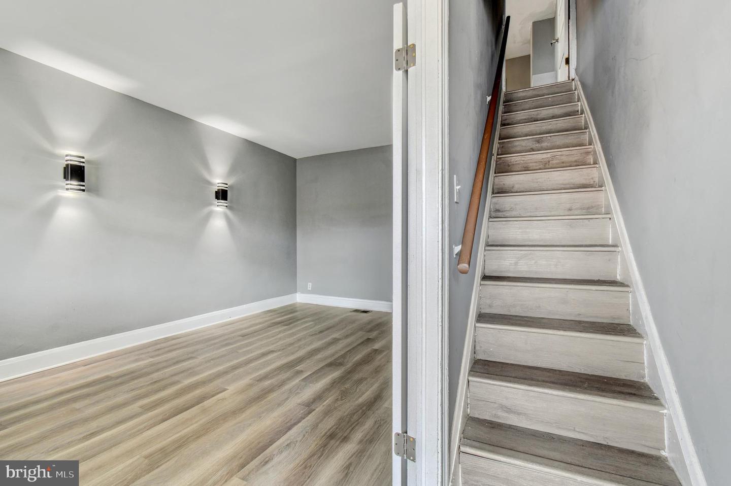 2726 E Preston St Property Photo 5