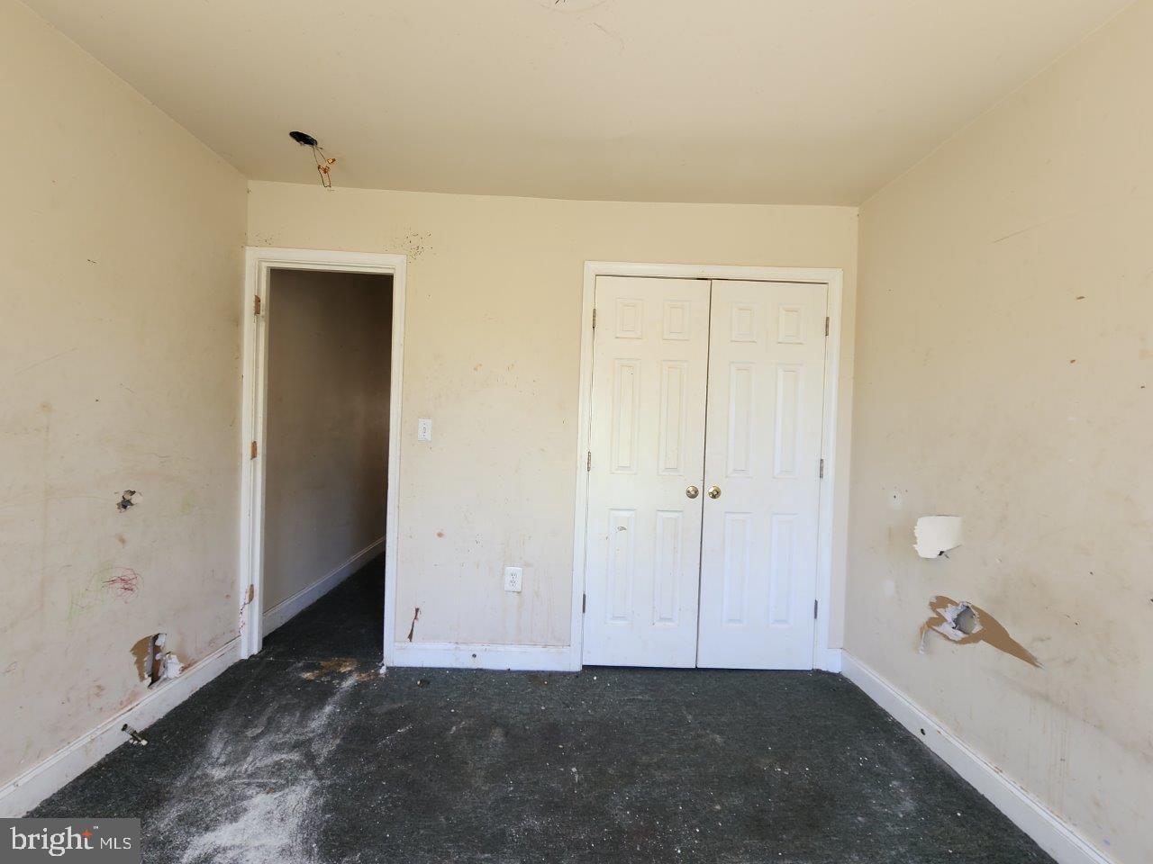 3057 Brighton St Property Photo 12