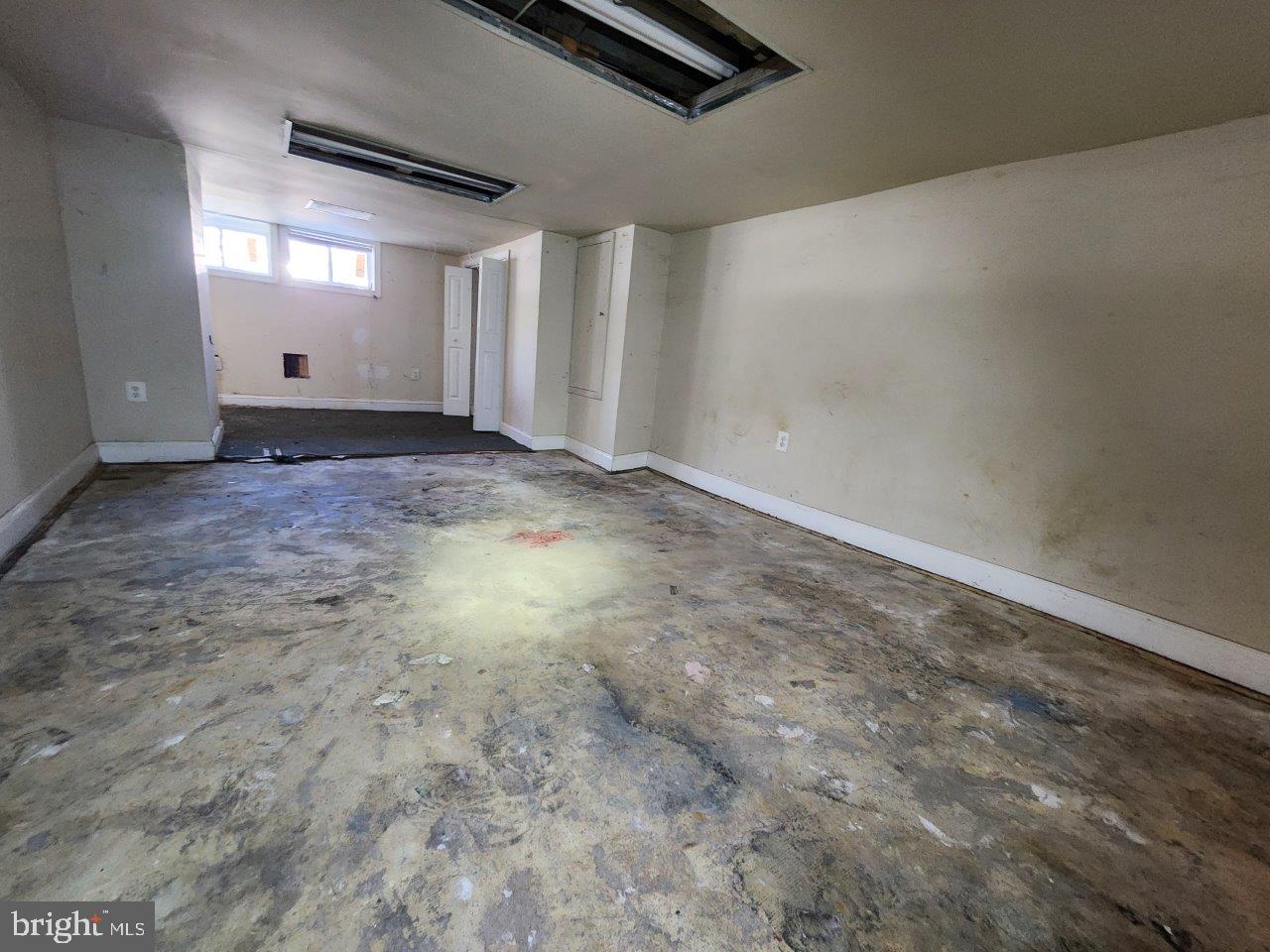 3057 Brighton St Property Photo 15