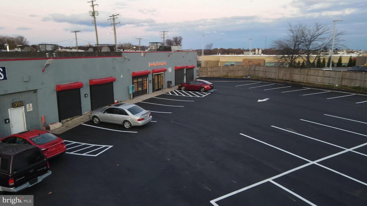 2027 N Broadway #c Property Photo 1