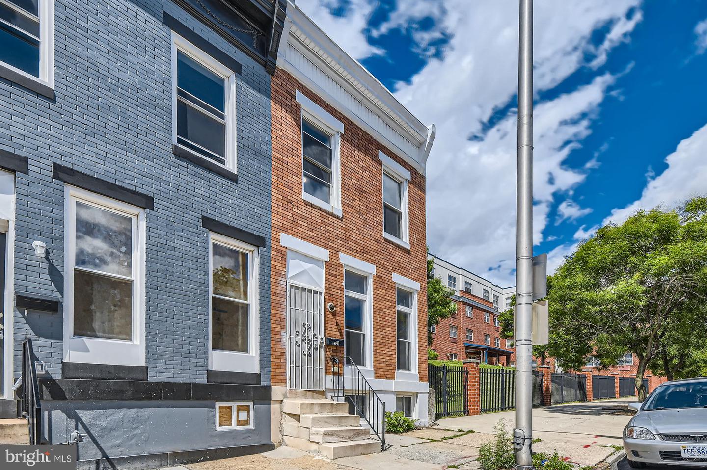 2228 W BALTIMORE ST Property Photo 1