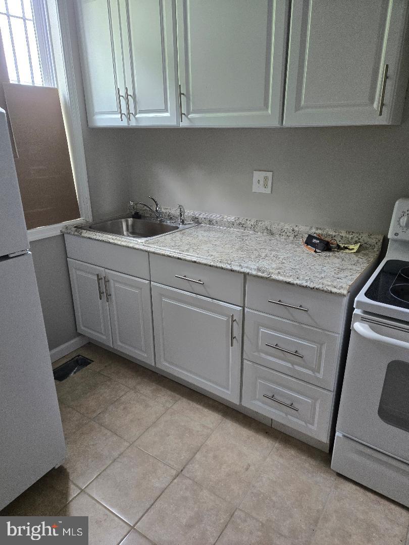 1723 N Fulton Ave N Property Photo 13