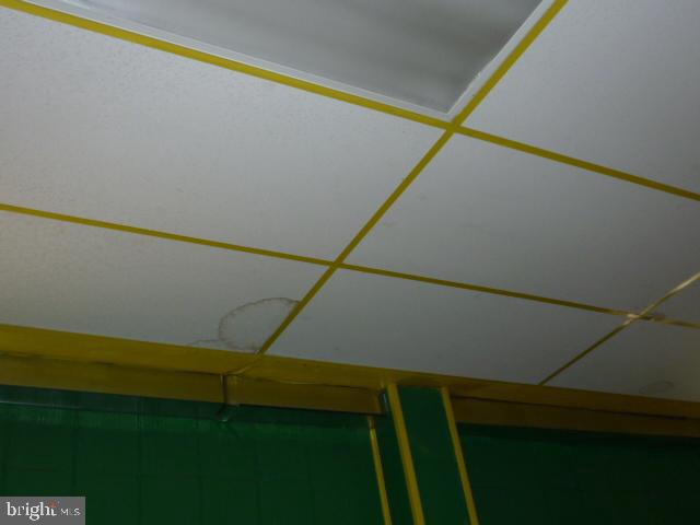 2032 Frederick Ave Property Photo 5