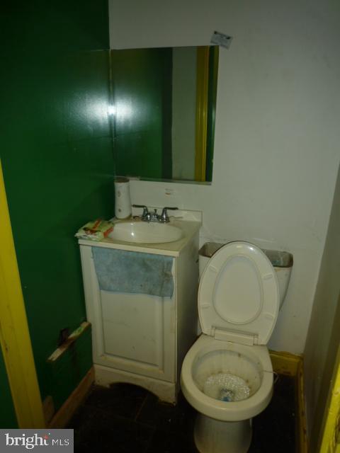 2032 Frederick Ave Property Photo 10