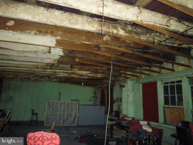 2032 Frederick Ave Property Photo 17