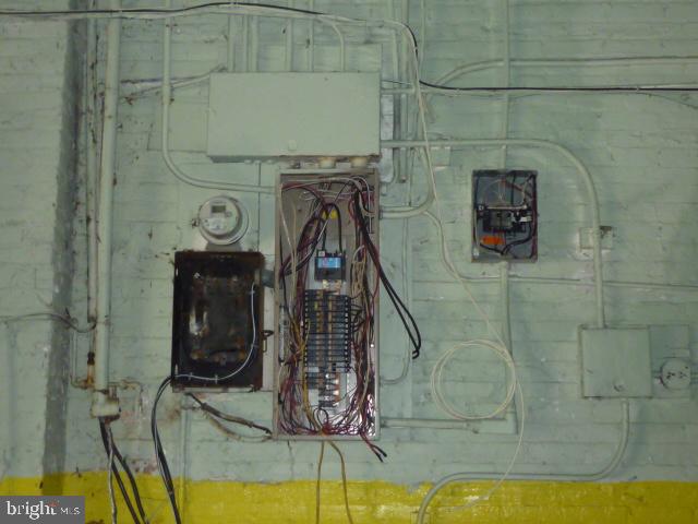 2032 Frederick Ave Property Photo 25