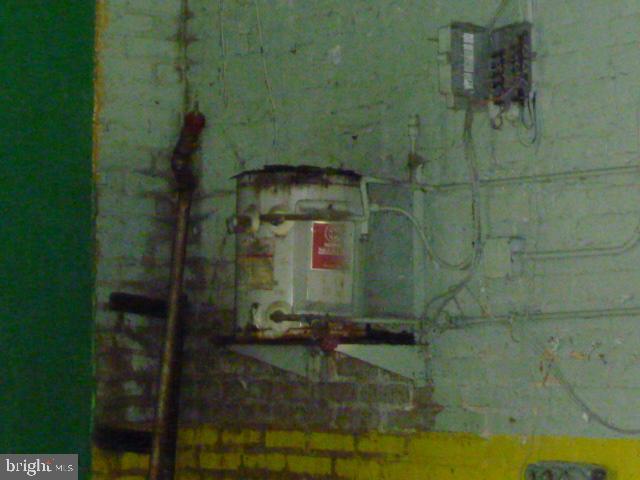 2032 Frederick Ave Property Photo 26