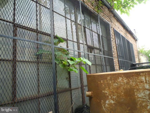 2032 Frederick Ave Property Photo 38