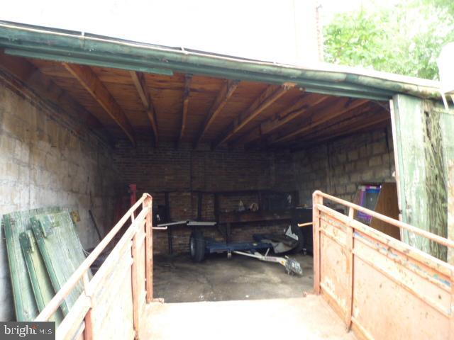 2032 Frederick Ave Property Photo 41