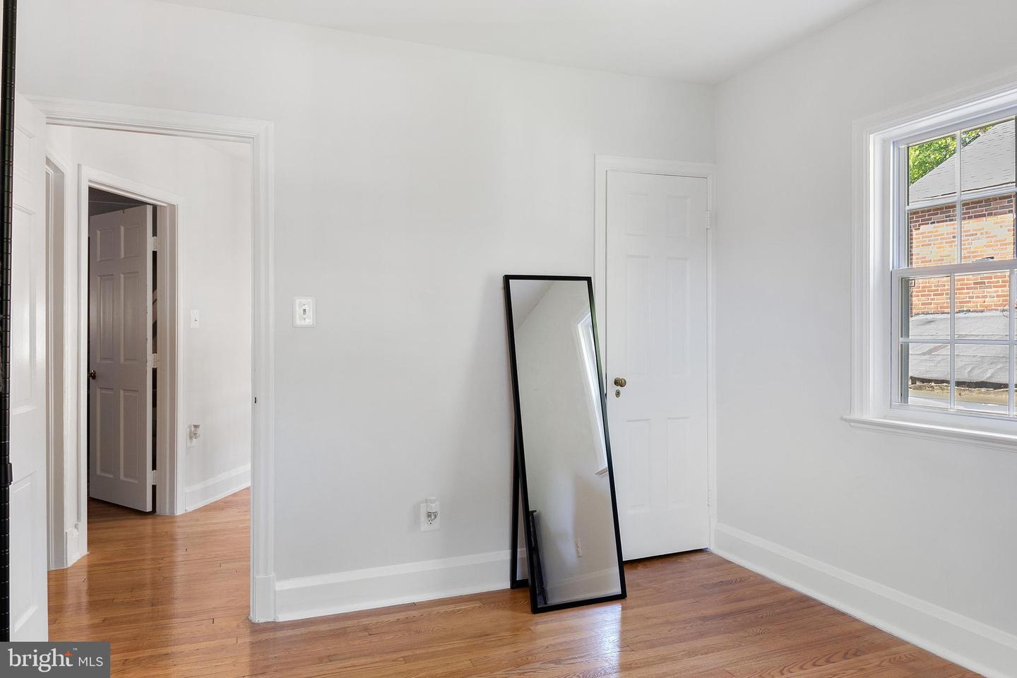 5114 Edmondson Ave Property Photo 12
