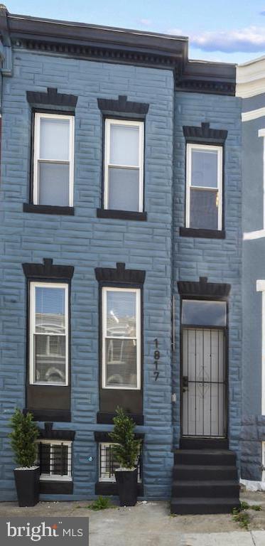 1817 CLIFTON AVE Property Photo 1
