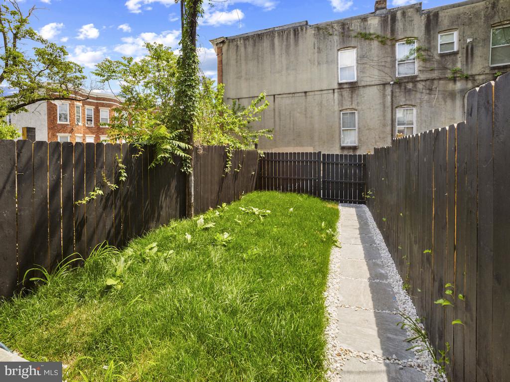 1817 Clifton Ave Property Photo 34