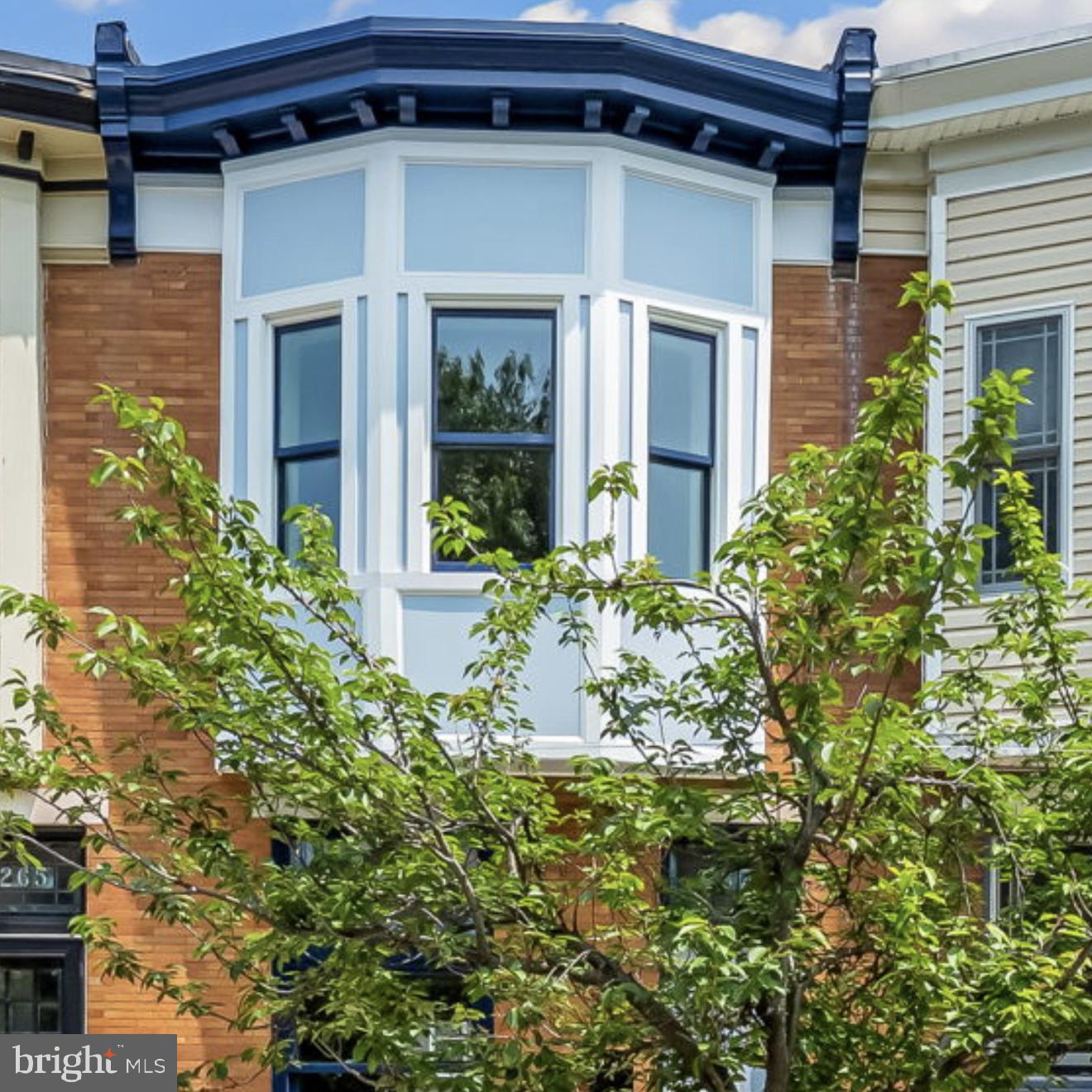 267 S Ellwood Ave Property Photo 4
