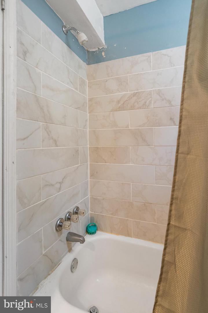 2304 Eutaw Pl Property Photo 38