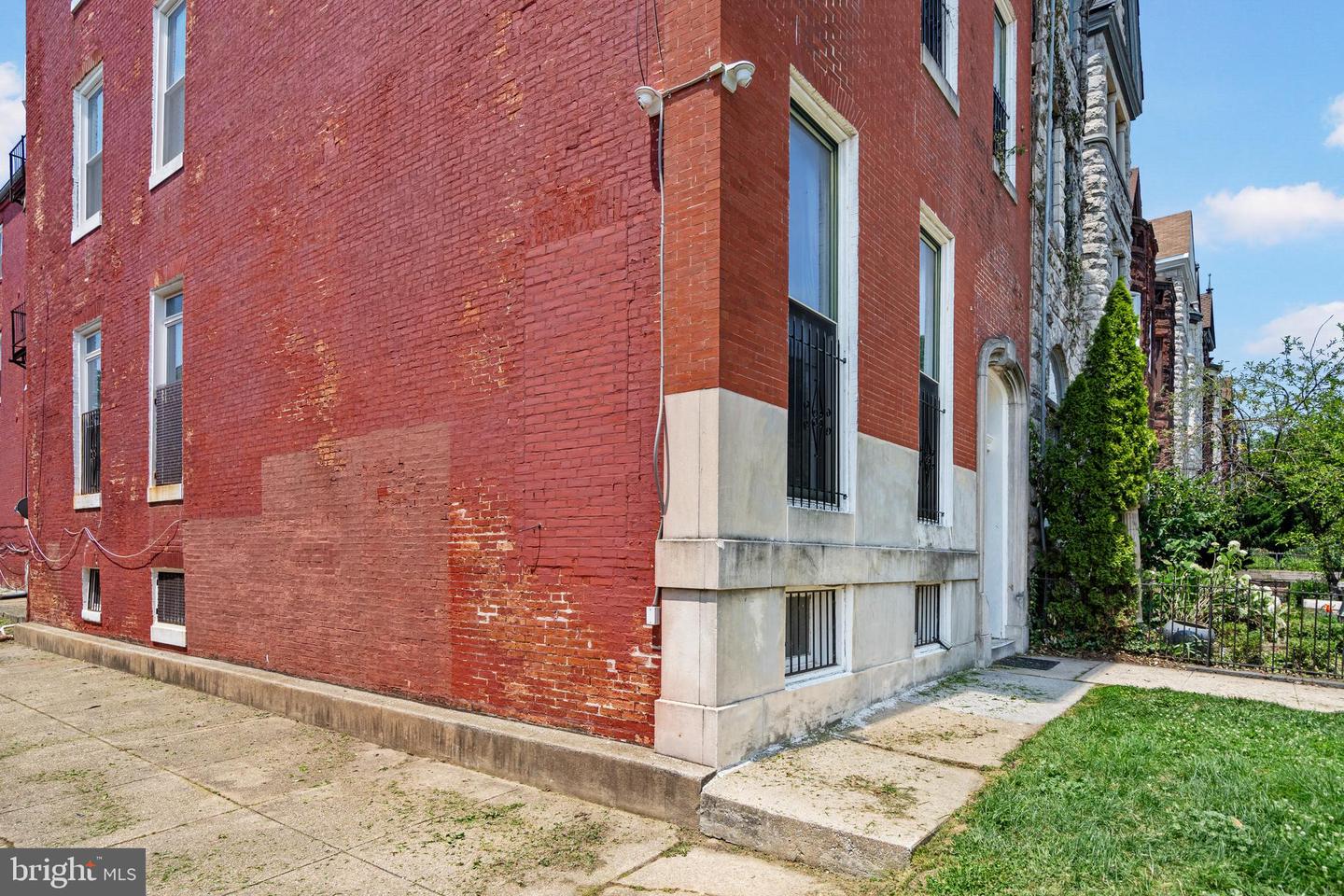 2304 Eutaw Pl Property Photo 56