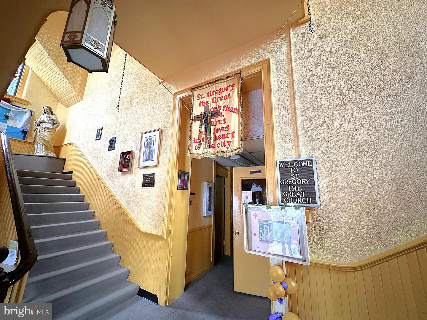 1542 N Gilmor St Property Photo 4